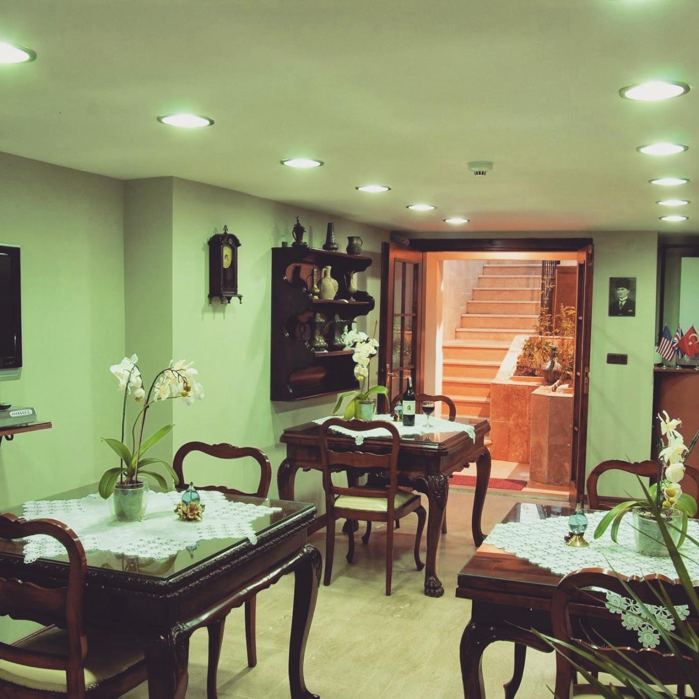 Sphendone Hotel 4*